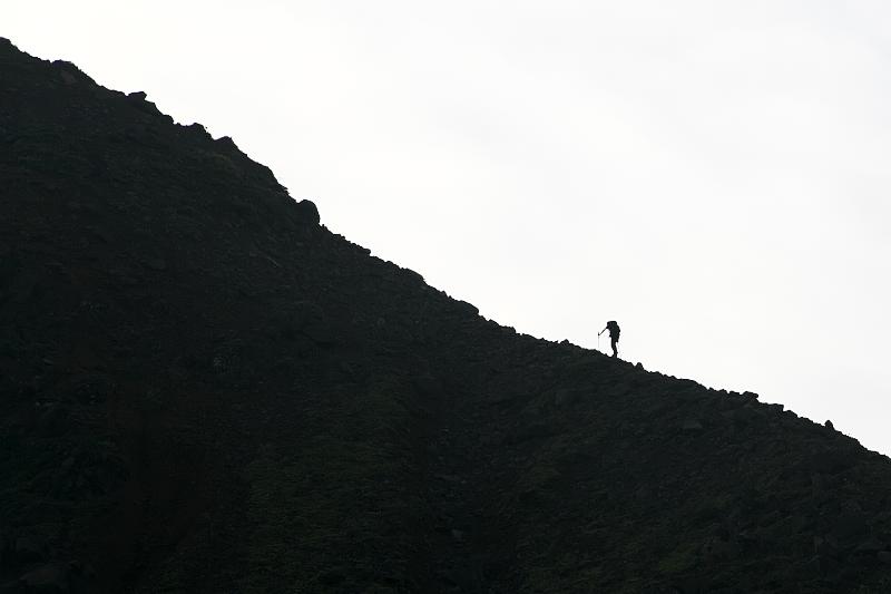 櫛ヶ峰と登山者