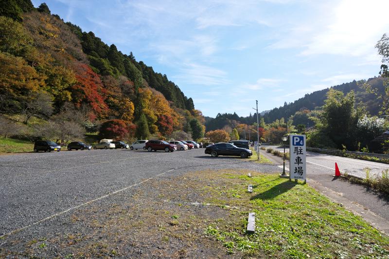 御岩神社の駐車場