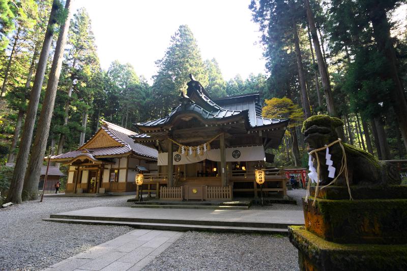 御岩神社の本殿